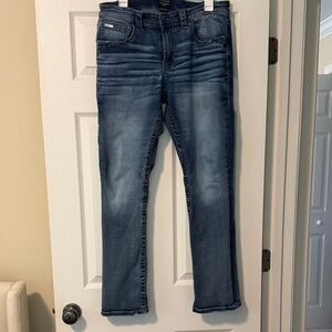 Buckle Slim Straight Men’s Jeans in Washed Blue